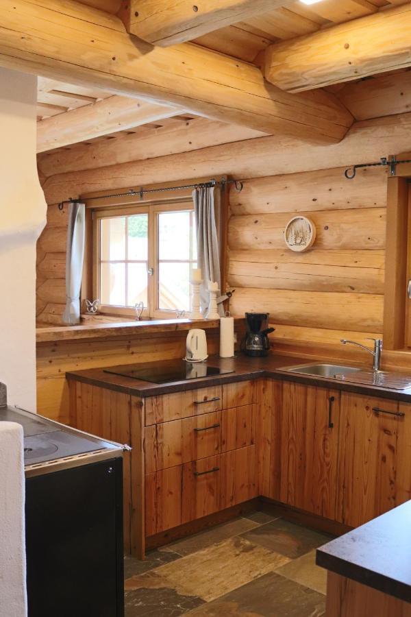 Almzauber Chalets - Haus Enzian Inkl Infrarotliegen 霍赫林德 外观 照片